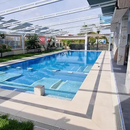 Oasis De La Cala
