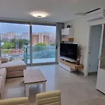 Oasis De La Cala Appartamento *