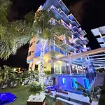 Oasis De La Cala *